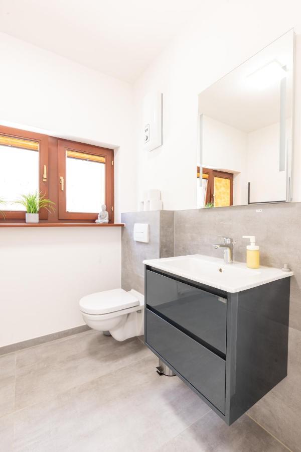 Lahn-Living I - Modernes Design - Privater Garten - Zentrale Lage Nahe Rhein Und Martinsburg Lahnstein Bagian luar foto