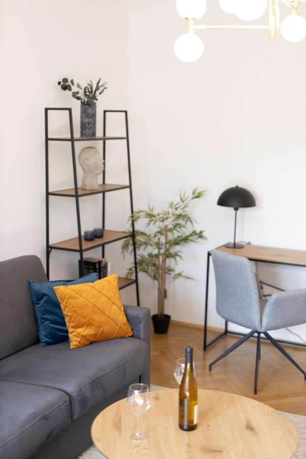 Lahn-Living I - Modernes Design - Privater Garten - Zentrale Lage Nahe Rhein Und Martinsburg Lahnstein Bagian luar foto